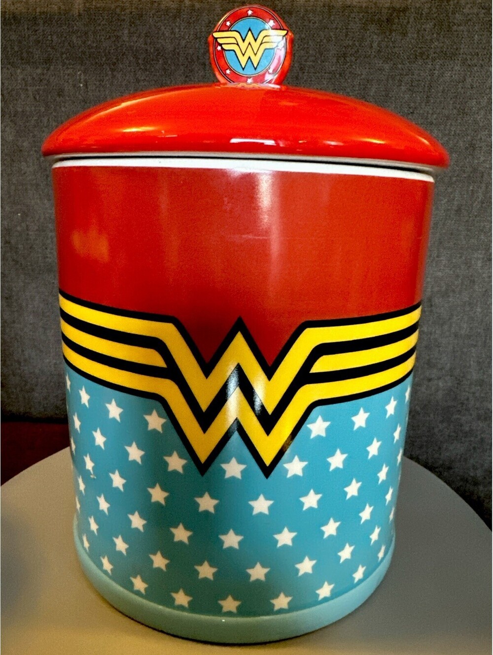 Wonder Woman SuperHero Icon Iconic Ceramic Cookie Jar Dc Comics Collectible